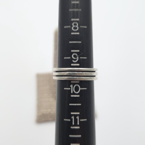 Size 9.5 Sterling Silver Double Line Solid Unisex Ring A1652 - Picture 5 of 7